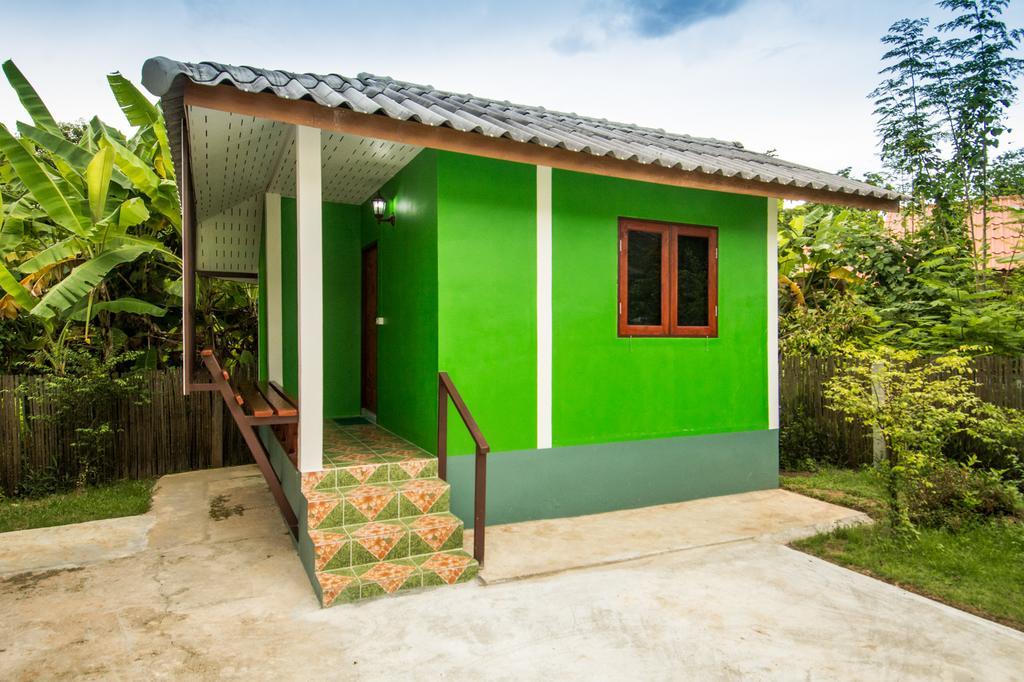 Sarm Mork Guest House Mehongszon Kültér fotó