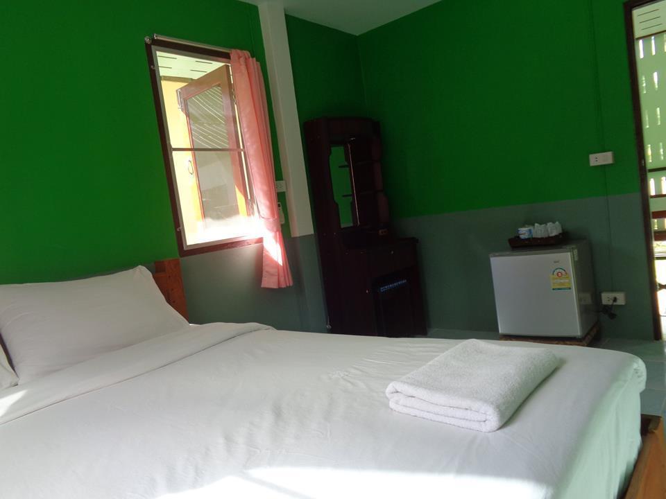 Sarm Mork Guest House Mehongszon Kültér fotó