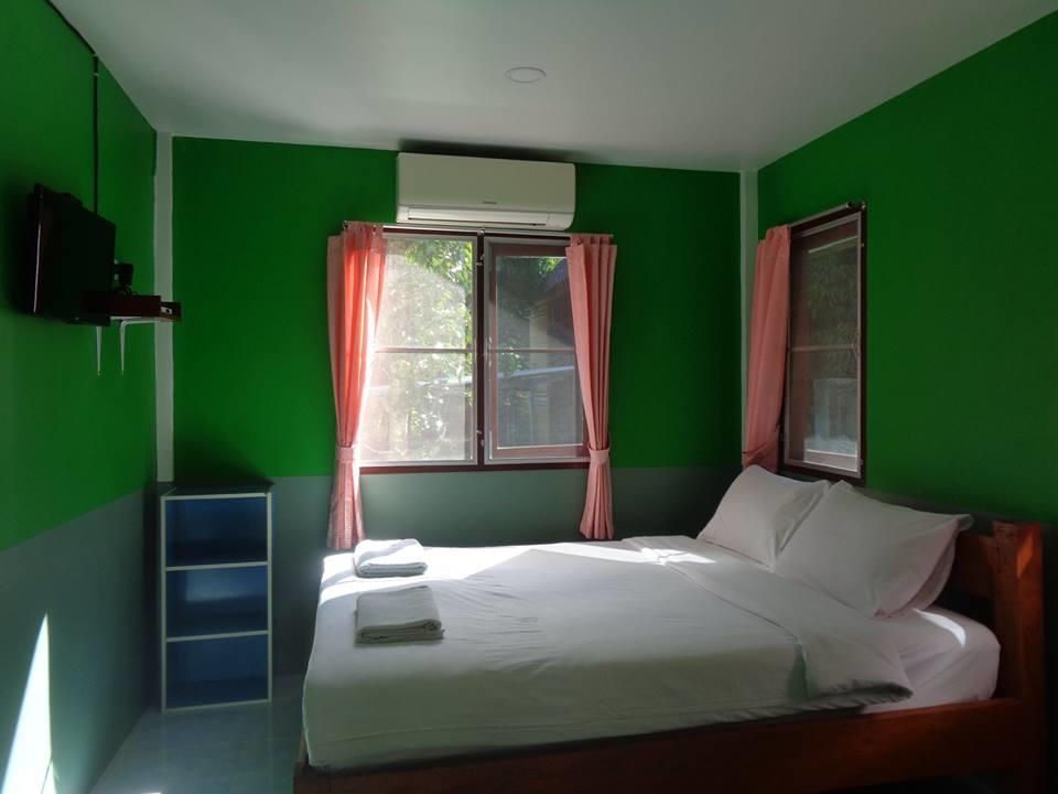 Sarm Mork Guest House Mehongszon Kültér fotó